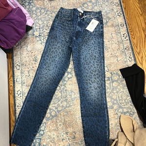 FRAME - Ali high rise cigarette jeans- tags on
